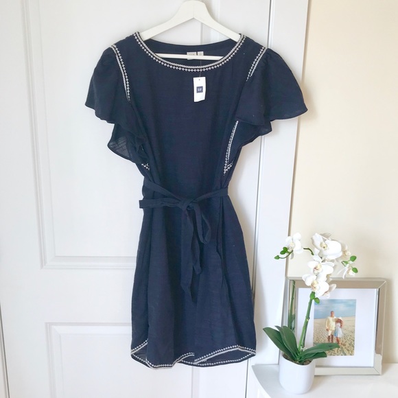 navy blue belted dress